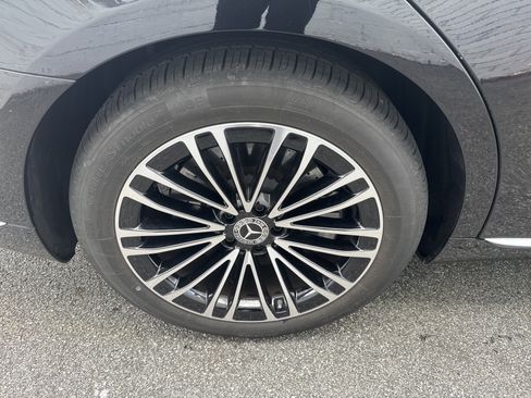 Used 2024 Mercedes-Benz S 580 4MATIC Sedan image 32