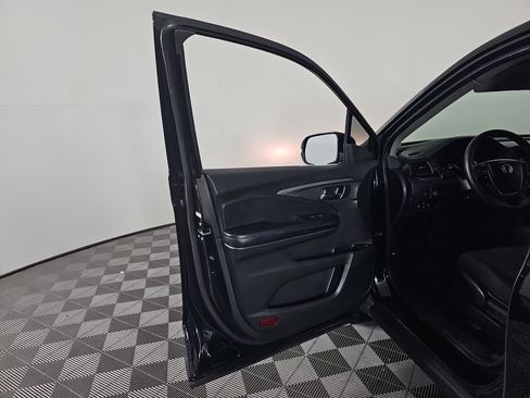 Used 2020 Honda Ridgeline Sport image 16