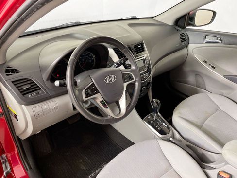 Used 2014 Hyundai Accent SE FWD image 20