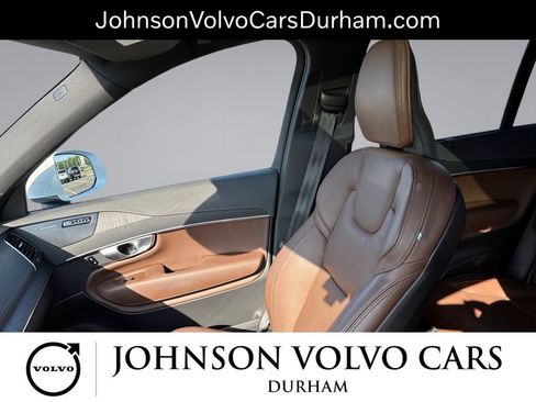 Used 2023 Volvo XC90 B6 Ultimate w/ Protection Package Premier AWD/4WD image 28
