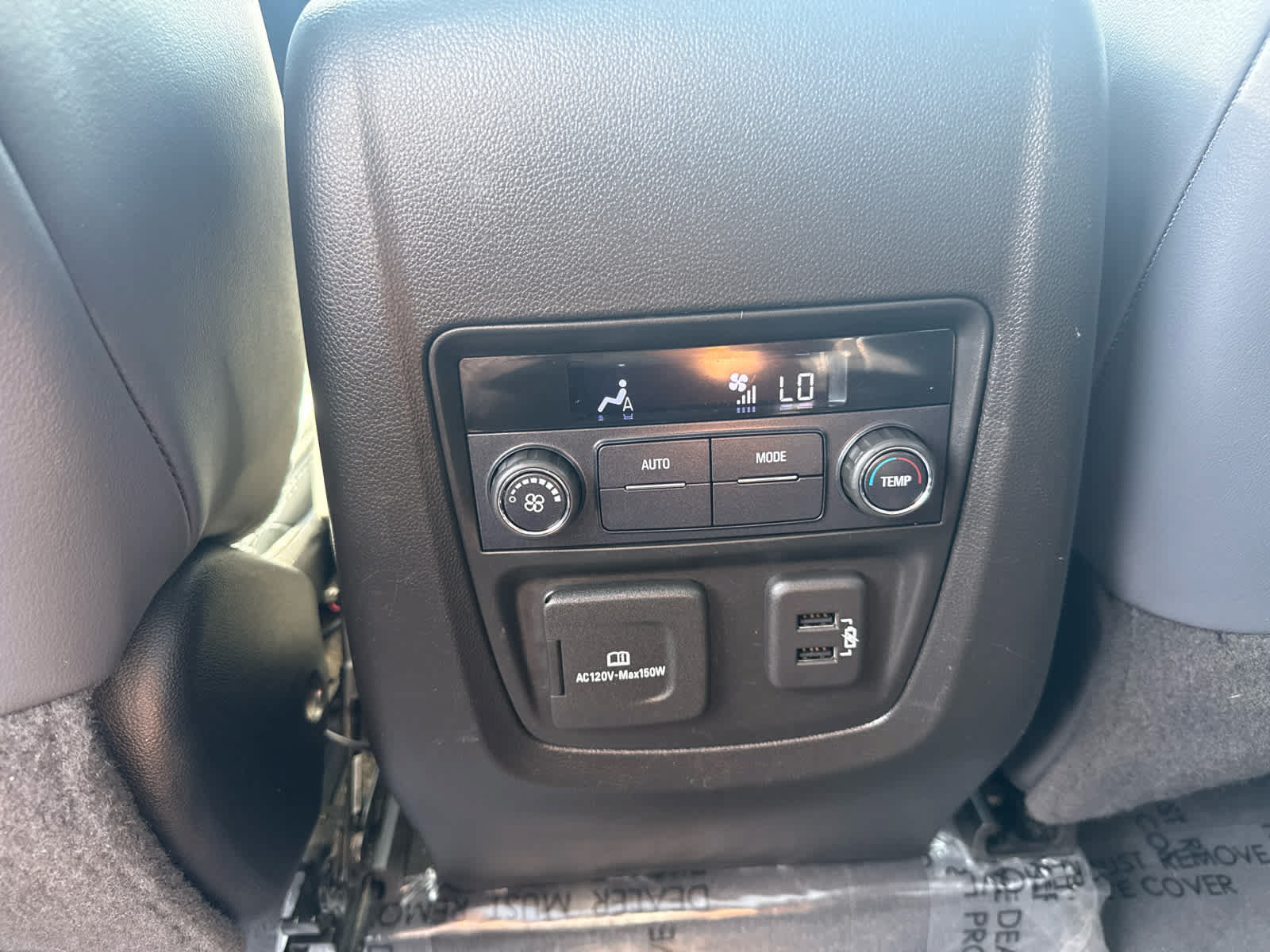 Used 2019 Buick Enclave Essence AWD/4WD image 16