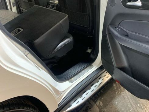 Used 2019 Mercedes-Benz GLS 450 4MATIC image 9