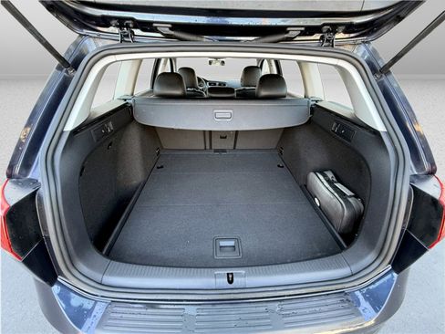 Used 2017 Volkswagen Golf Alltrack S image 35