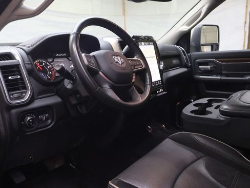 Used 2024 RAM 2500 Laramie w/ Safety Group AWD/4WD image 17