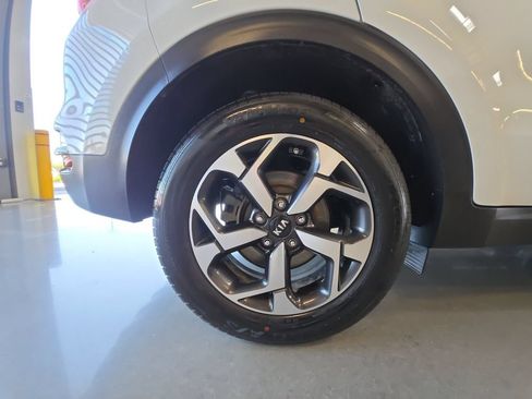 Used 2021 Kia Sportage LX AWD/4WD image 27