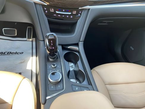 Used 2025 Cadillac XT6 Sport w/ Platinum Package AWD/4WD image 25