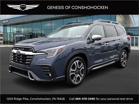 Used 2023 Subaru Ascent Touring AWD/4WD image 1
