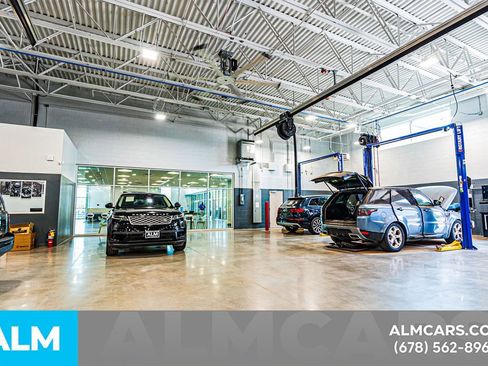 Used 2025 BMW i5 eDrive40i w/ M Sport Package RWD image 66