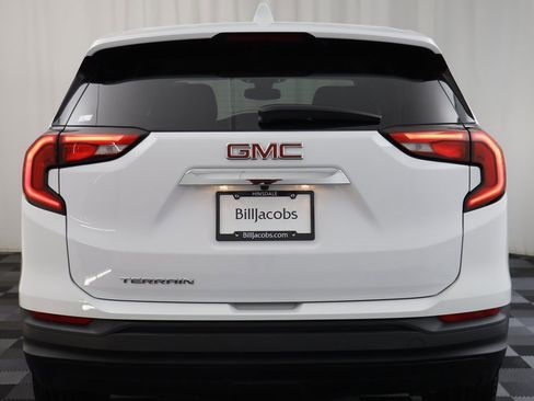 Used 2021 GMC Terrain SLE image 15