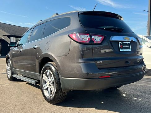 Used 2015 Chevrolet Traverse LT w/ LPO, 'HIT The Road' Package image 4