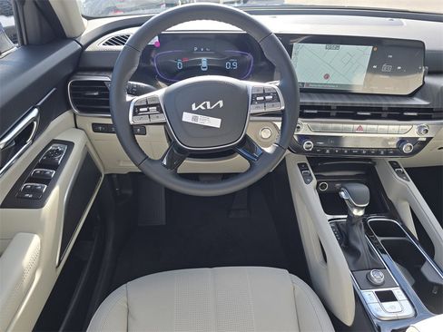New 2025 Kia Telluride EX image 16