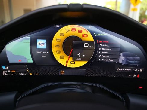 Certified 2024 Ferrari Roma Spider RWD image 36