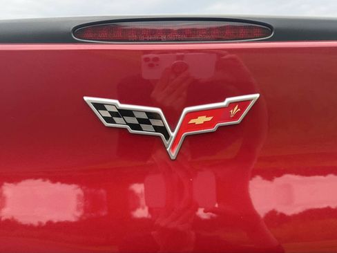 Used 2008 Chevrolet Corvette Coupe w/ Preferred Equipment Group RWD image 37