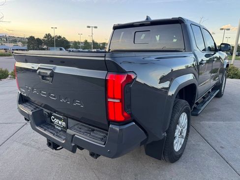 Used 2024 Toyota Tacoma SR5 AWD/4WD image 7