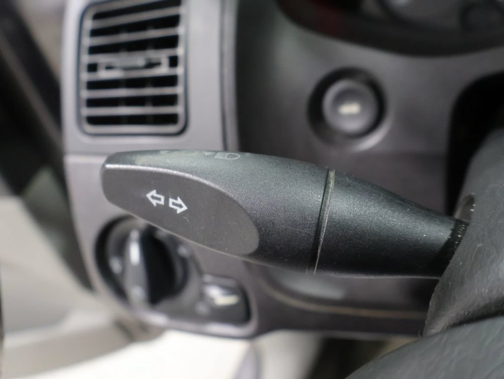 Used 2007 Ford Focus S FWD image 30