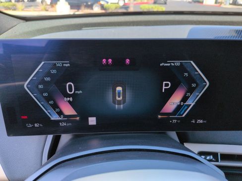 Used 2026 BMW iX xDrive45 image 21