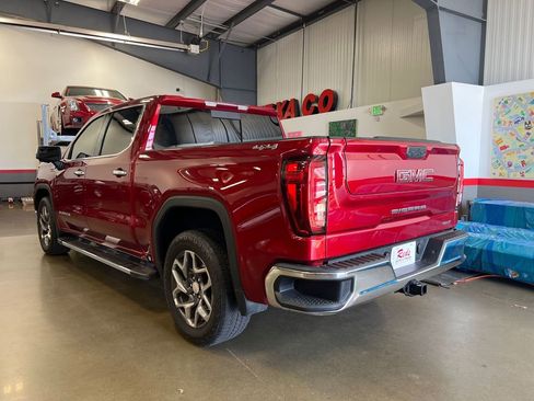 Used 2023 GMC Sierra 1500 SLT w/ SLT Premium Package image 8