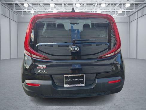 Used 2020 Kia Soul LX FWD image 10