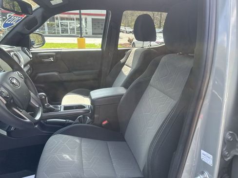 Certified 2023 Toyota Tacoma TRD Sport w/ Technology Package AWD/4WD image 14