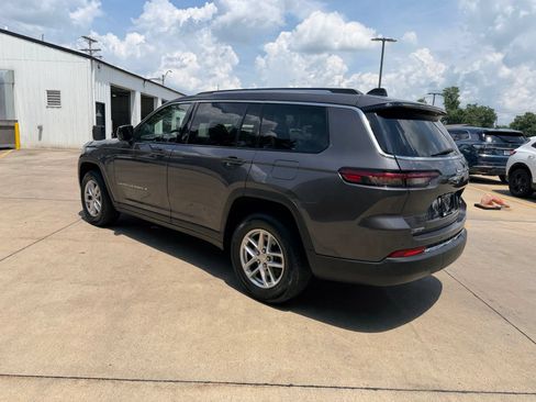 Used 2023 Jeep Grand Cherokee L Laredo RWD image 29
