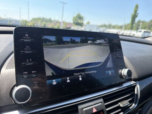 Used 2022 Honda Accord Sport image 27