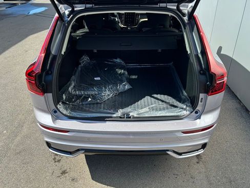 New 2026 Volvo XC60 B5 Plus w/ Climate Package image 17