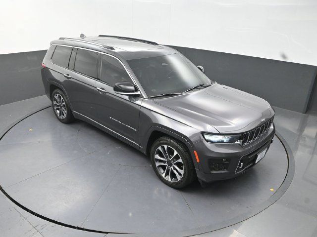 Used 2021 Jeep Grand Cherokee L Overland w/ Luxury Tech Group IV AWD/4WD image 12