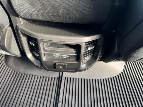 Used 2022 RAM 1500 Laramie AWD/4WD image 19