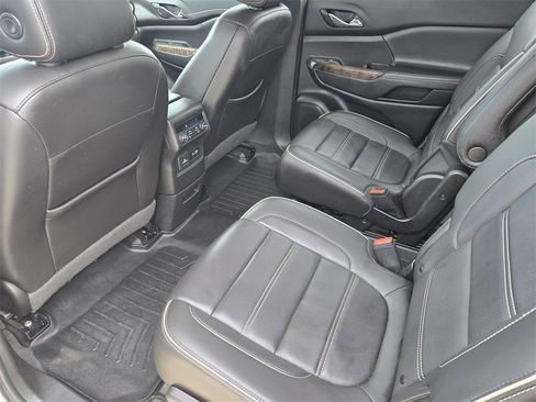 Used 2020 GMC Acadia Denali w/ Technology Package image 30