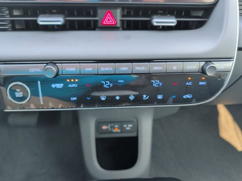 New 2026 Hyundai Ioniq 5 SEL image 18