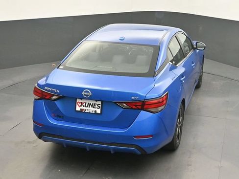 Used 2024 Nissan Sentra SV FWD image 33