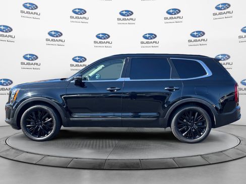 Used 2021 Kia Telluride SX w/ Towing Package FWD image 2