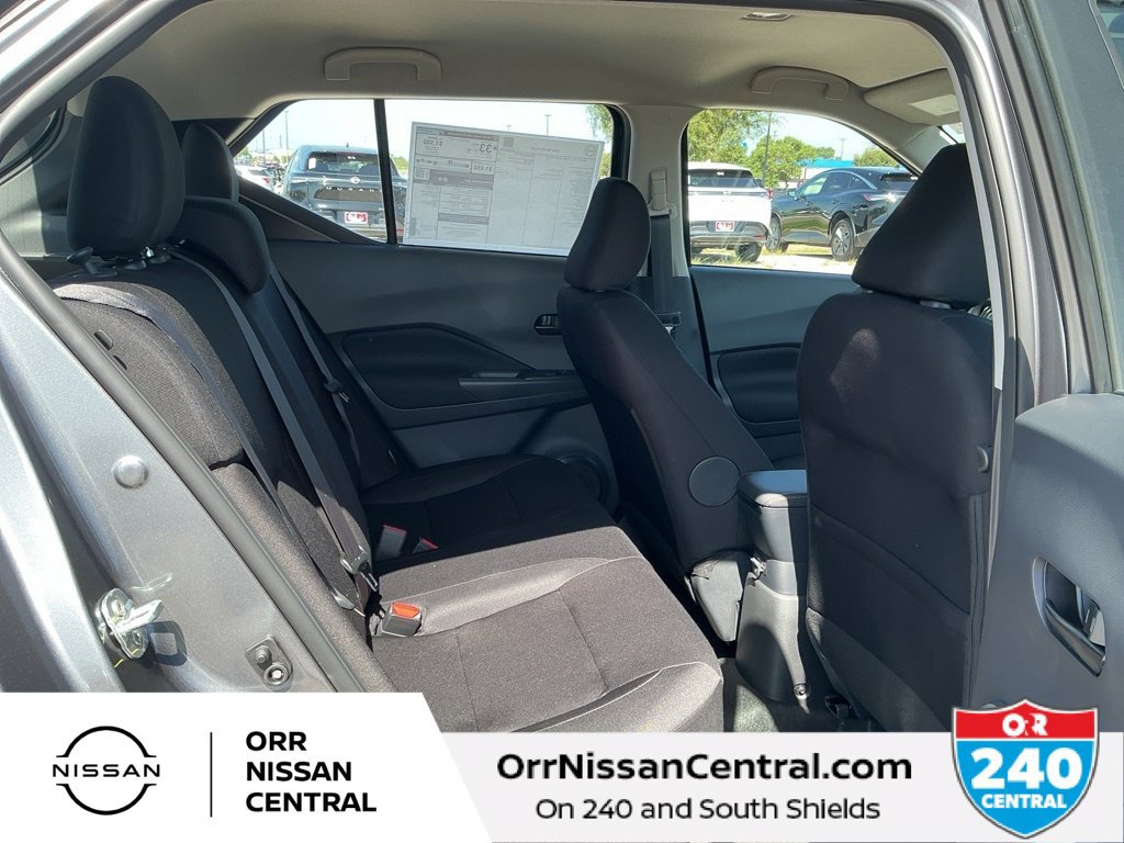 Used 2025 Nissan Kicks Play S FWD image 12