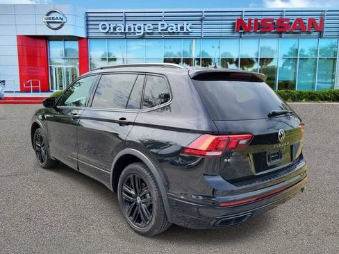 Used 2022 Volkswagen Tiguan SE R-Line AWD/4WD image 3