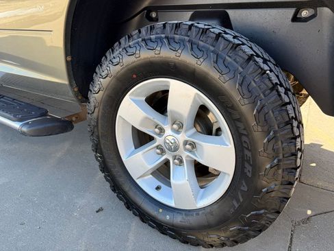 Used 2014 RAM 1500 Tradesman w/ Power & Remote Entry Group image 9