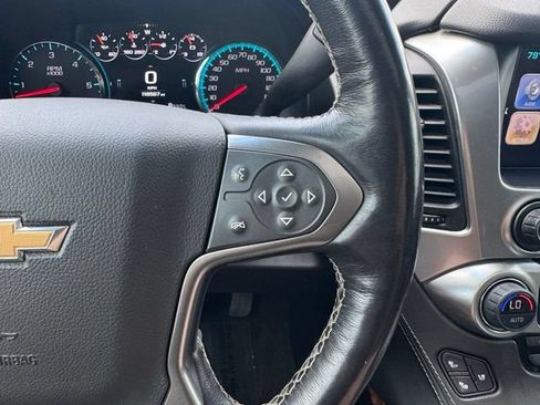 Used 2018 Chevrolet Suburban Premier AWD/4WD image 30
