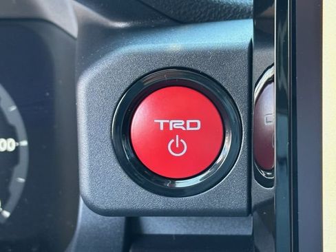 New 2026 Toyota 4Runner TRD Off-Road Premium w/ Tow Technology Package AWD/4WD image 24