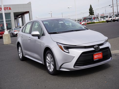 New 2026 Toyota Corolla XLE image 1