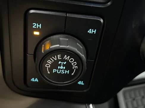 Used 2023 Ford F150 Lariat w/ Equipment Group 502A High image 19