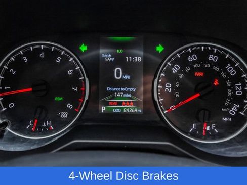 Used 2019 Toyota RAV4 XLE AWD/4WD image 32
