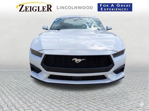 Used 2025 Ford Mustang Premium RWD image 4