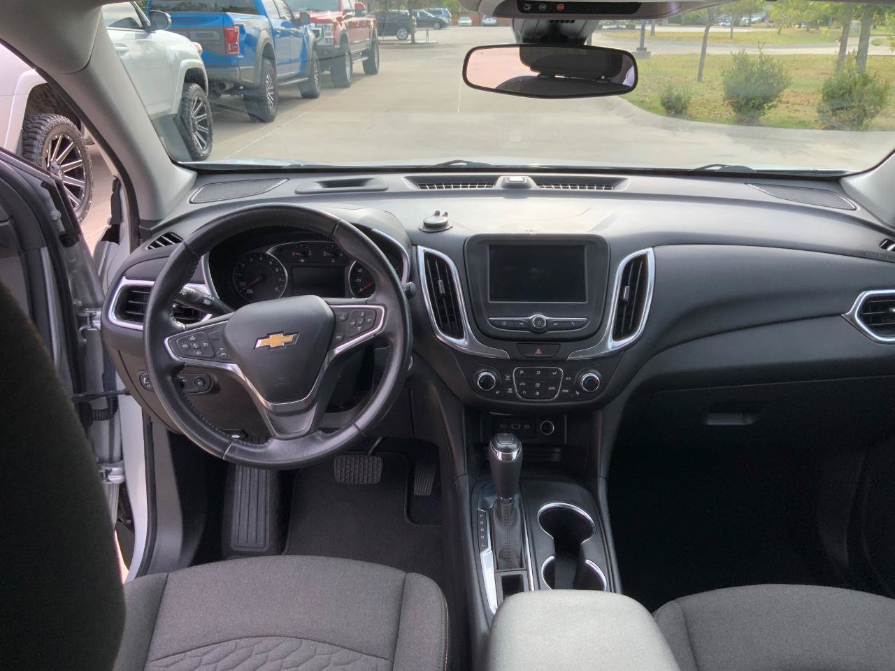 Used 2021 Chevrolet Equinox LT FWD image 12