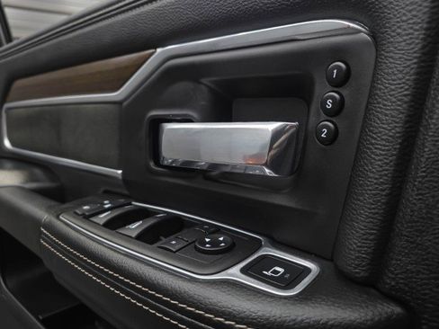 Used 2023 RAM 4500 Laramie AWD/4WD image 39