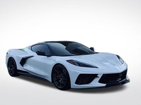 Used 2025 Chevrolet Corvette Stingray Premium Cpe w/ Z51 Performance Package image 7