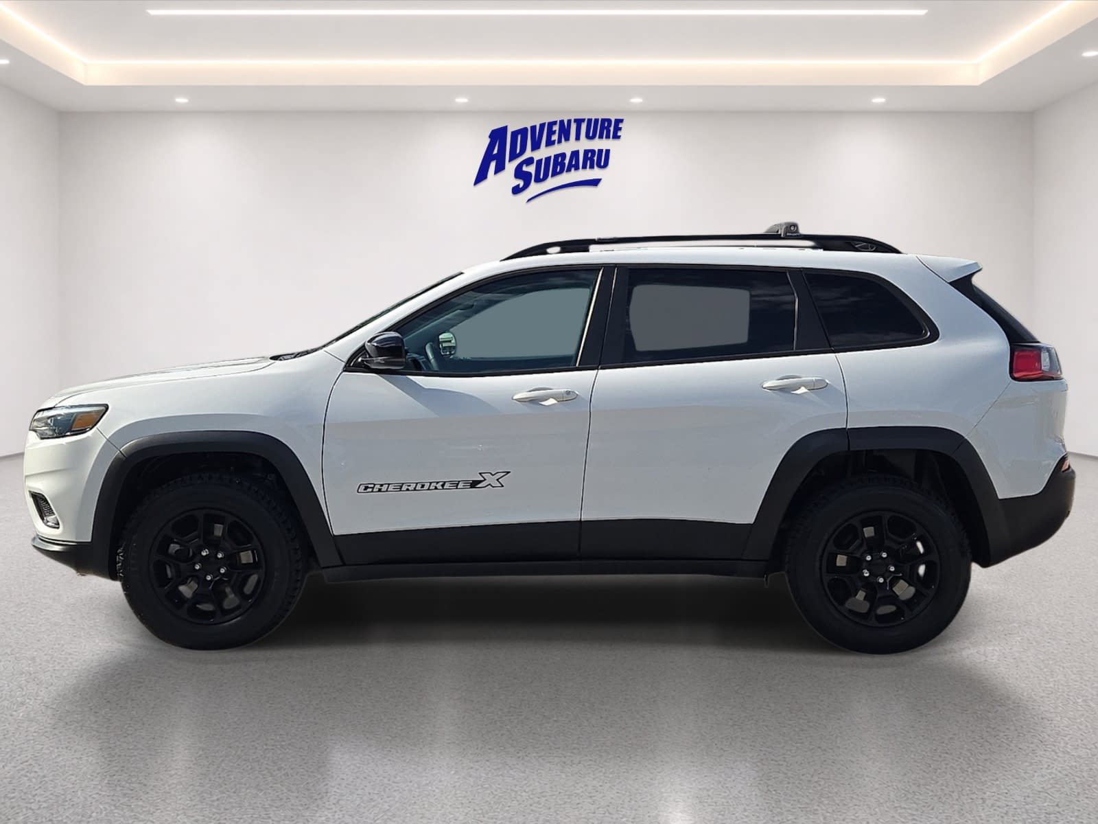 Used 2022 Jeep Cherokee Latitude w/ Trailer Tow Group AWD/4WD image 4