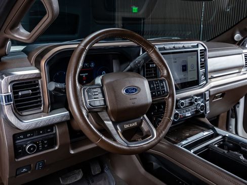 Used 2023 Ford F250 King Ranch w/ Chrome Package image 14