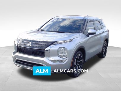 Used 2023 Mitsubishi Outlander SE