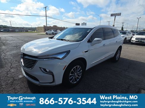 Used 2022 Buick Enclave Premium FWD image 3