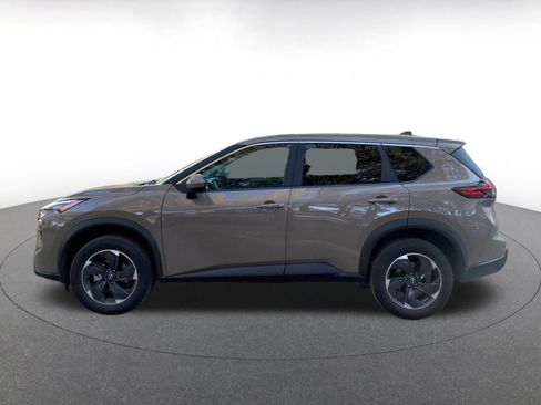 Used 2025 Nissan Rogue SV image 4