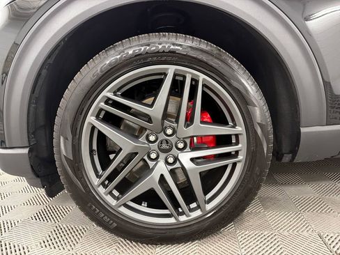 Certified 2025 Ford Explorer ST AWD/4WD image 13